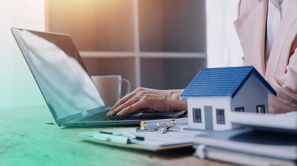 How Custom Software Benefits the Real Estate Industry - Taazaa